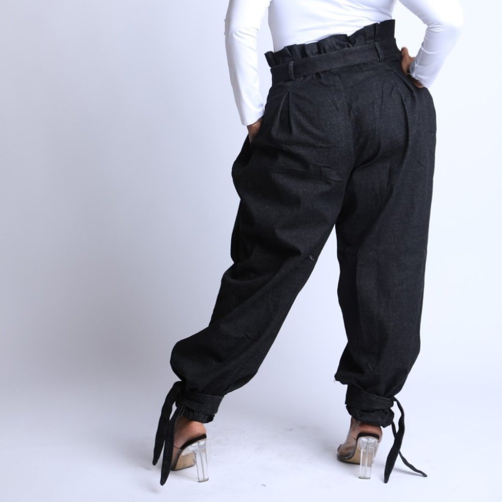 Paper Bag style Jeans Plus Size - Picture 2 of 3